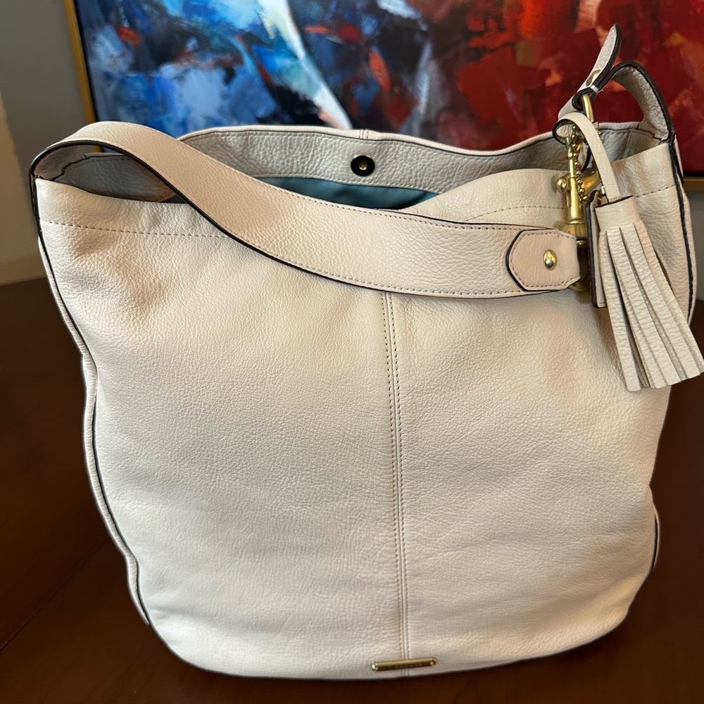 Gorgeous Cream Authentic Coach Leather Bag with Blue Interior